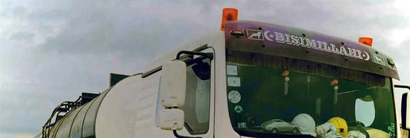 Tanker truck